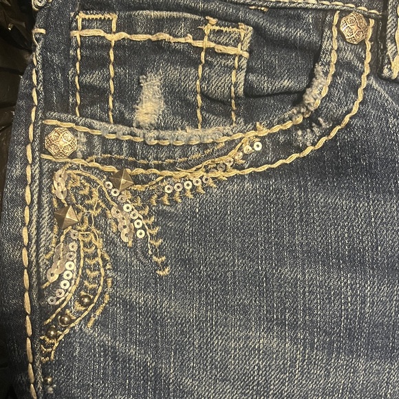 Jeans - Picture 3 of 6